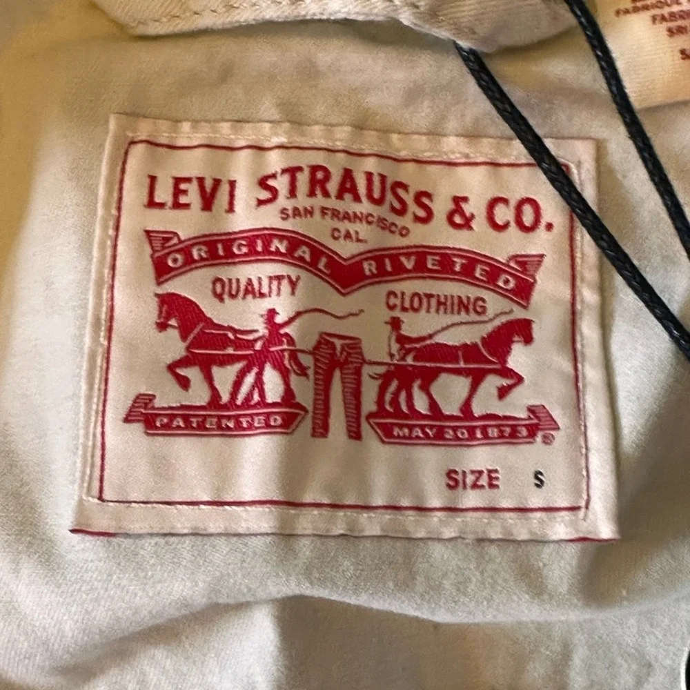 Levis utility urban